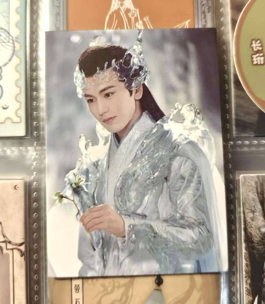 打更人》推出集卡活动影视剧卡牌是一门什么生意？pg电子试玩入口成毅小卡成交价上千元、《大奉(图5)