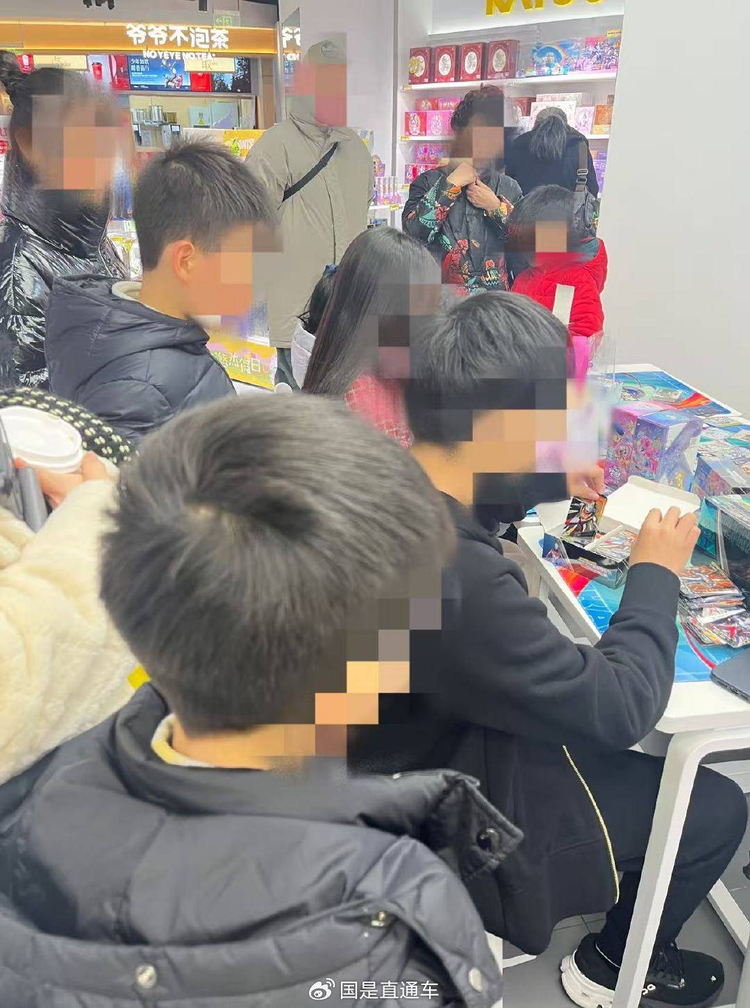 吒”等游戏卡牌的隐秘营生pg电子游戏网站揭秘“哪(图4)